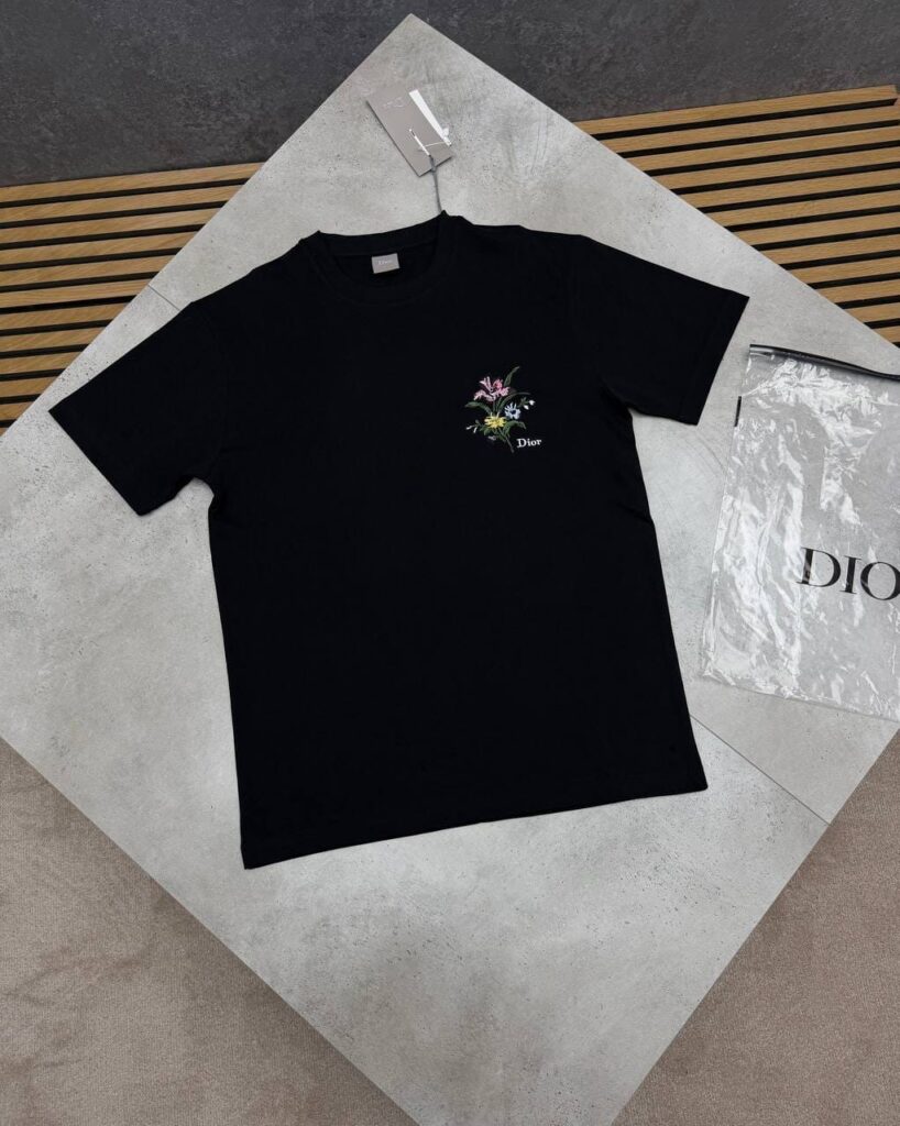 Designer Dior T-Shirt for Men & Women