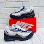 front angle mens nike 95 trainers